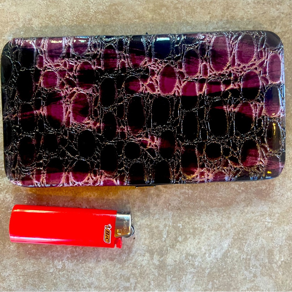 Brand new faux leather wallet. Never been used!